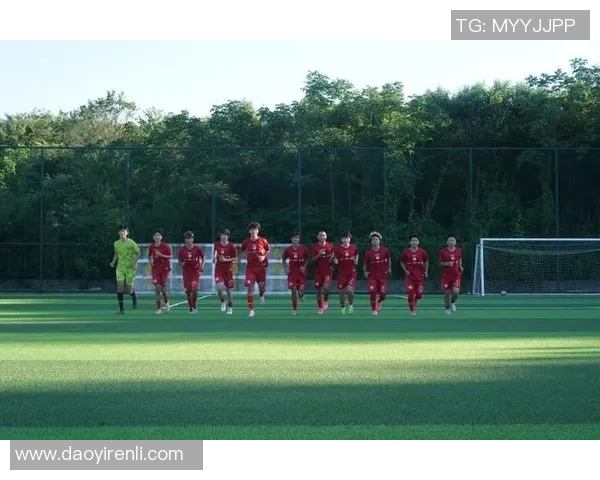 成都足球队在总决赛中的强势表现与未来发展潜力分析