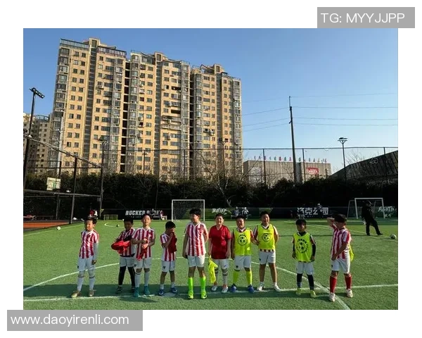 选拔赛点评:武汉足球队的配合表现 选拔赛点评:武汉足球队的配合表现